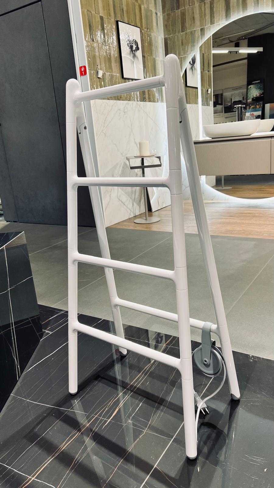 TUBES SCALETTA FREE-STANDING