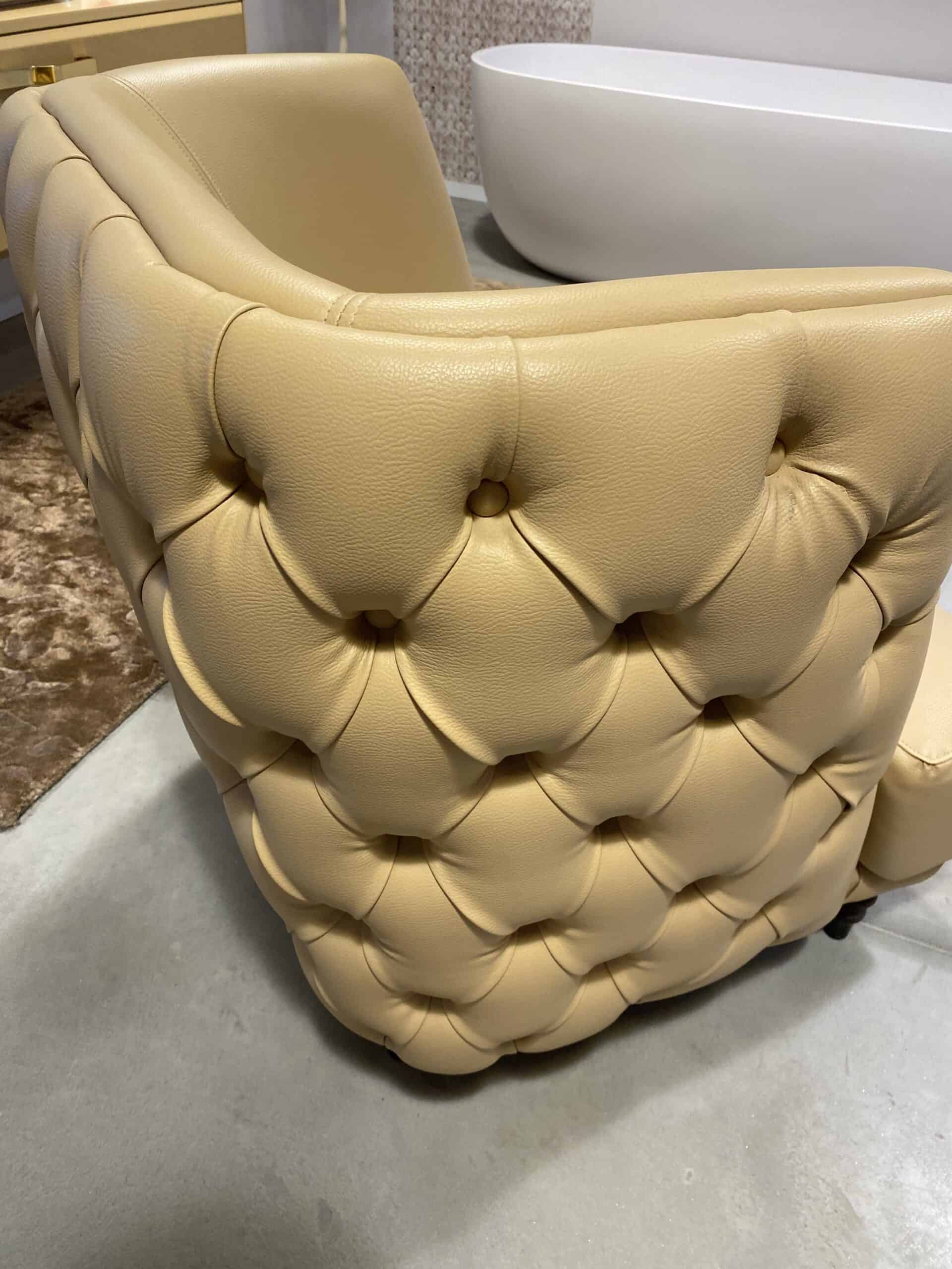 TEUCO POLTRONA IN PELLE