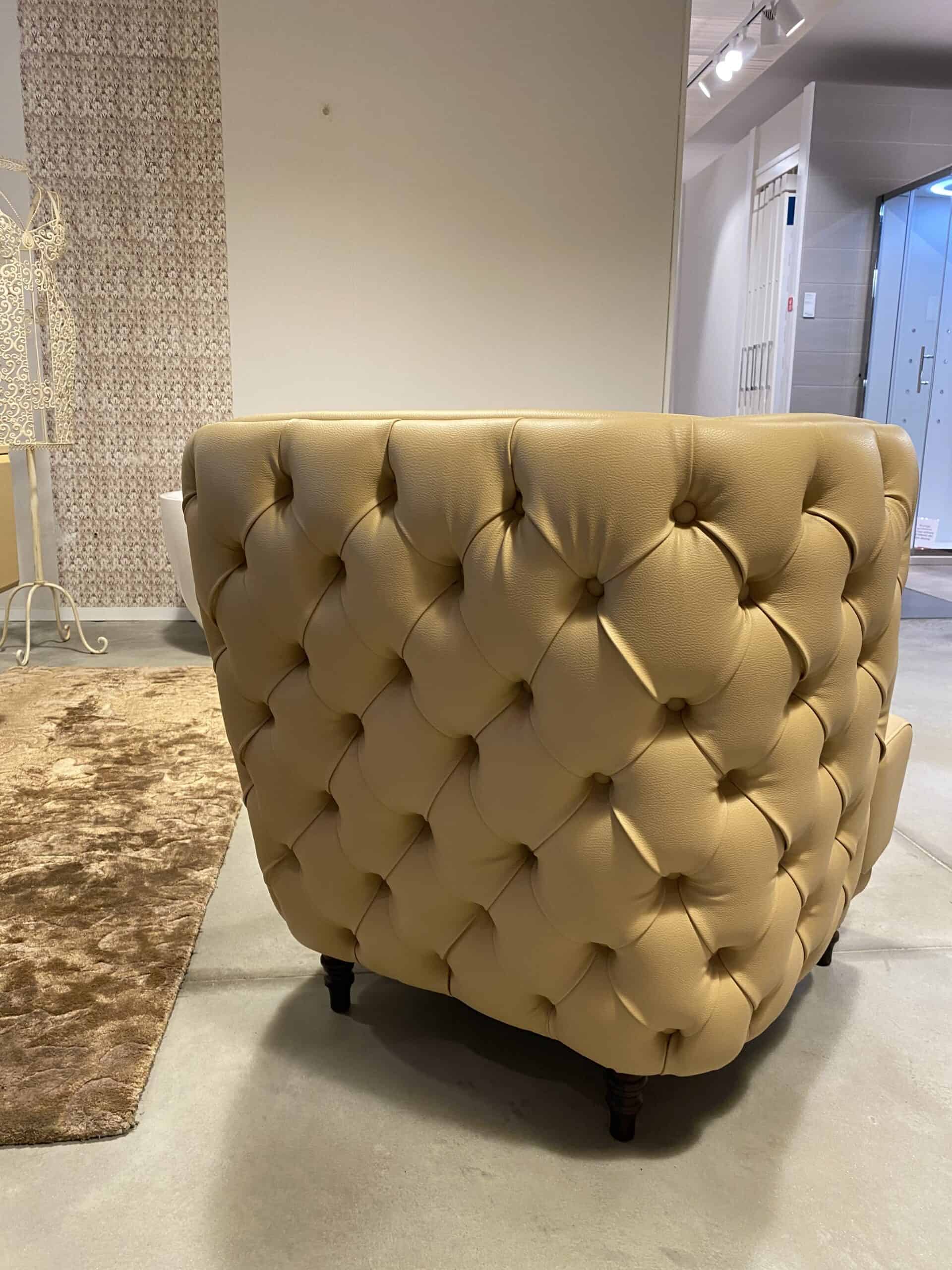 TEUCO POLTRONA IN PELLE